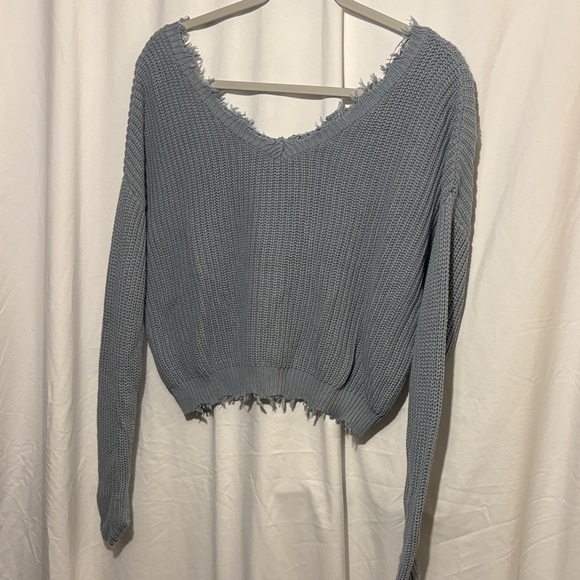 Jessica Simpson V-Neck Frayed Hem Sweater in Blue - Picture 3 of 3